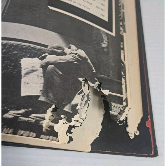 Eyes on the World A Photographic Record of History in the Making 1st Edition HC - Picture 9 of 9